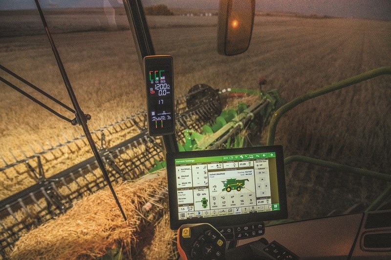 611 1 7016 Nowosci John Deere w przedsezonie 2024