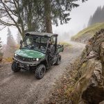 690 1 7104 Fot 2 John Deere przedstawia nowy pojazd uzytkowy typu cross over Gator™ XUV 875M