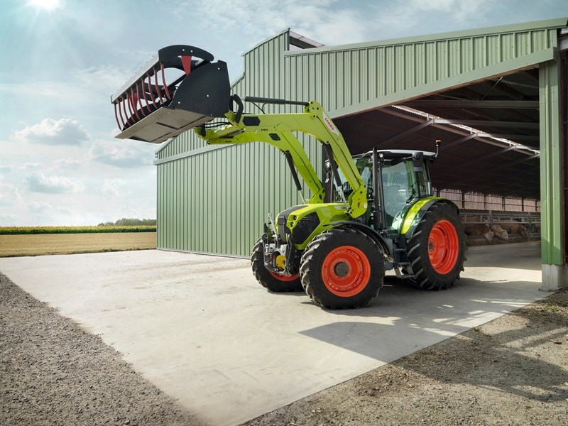 696 1 Fot. Claas